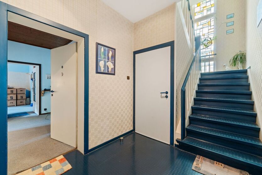 Mit 3D: Gepflegtes Zweifamilienhaus mit parkähnlichem Gartenparadies – Modernisieren, Einziehen & Wohlfühlen 8 zimmer