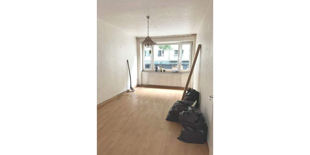 Ruhige Lage in D-Friedrichstadt! Gut geschnittene, citynahe 4 Zimmer Wohnung mit idealer Anbindung! 4 zimmer