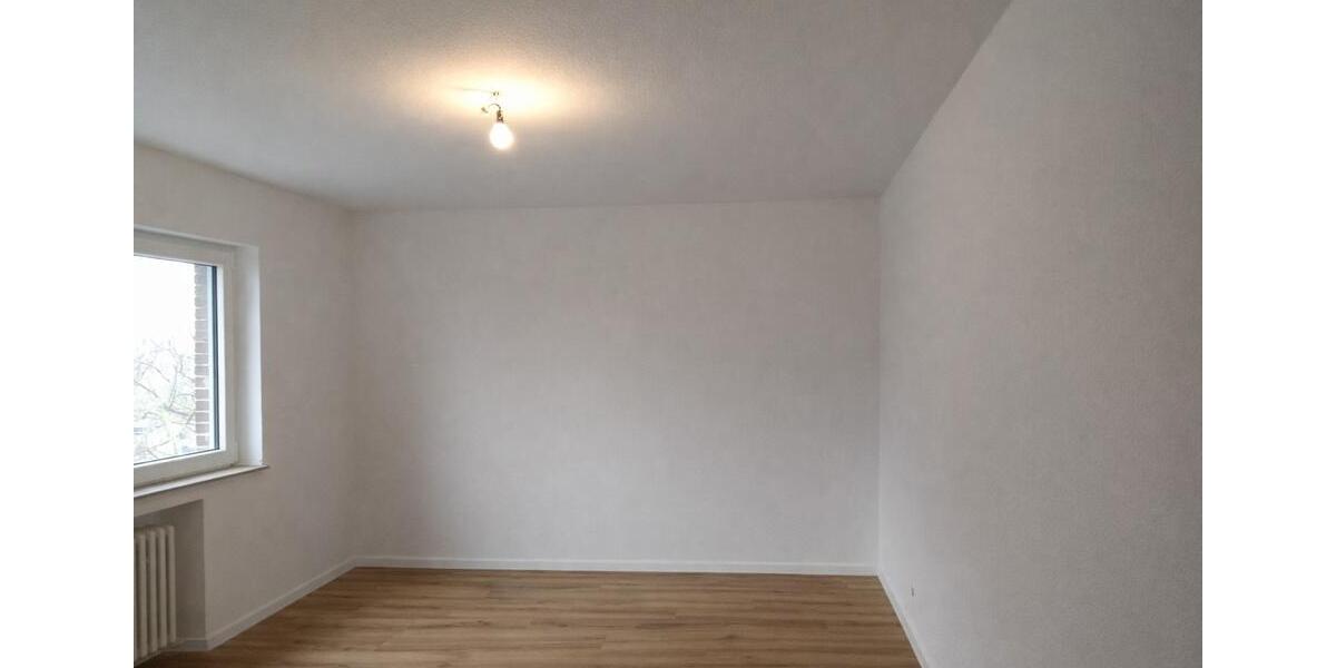 Etagenwohnung Viersen Hülsdonk - 2 Zimmer, 74 m&sup2;, 888&euro; | Angebot:25946698