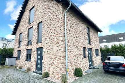 Haus zum Kaufen in Neuss 998.000 € 255 m² 7 zimmer