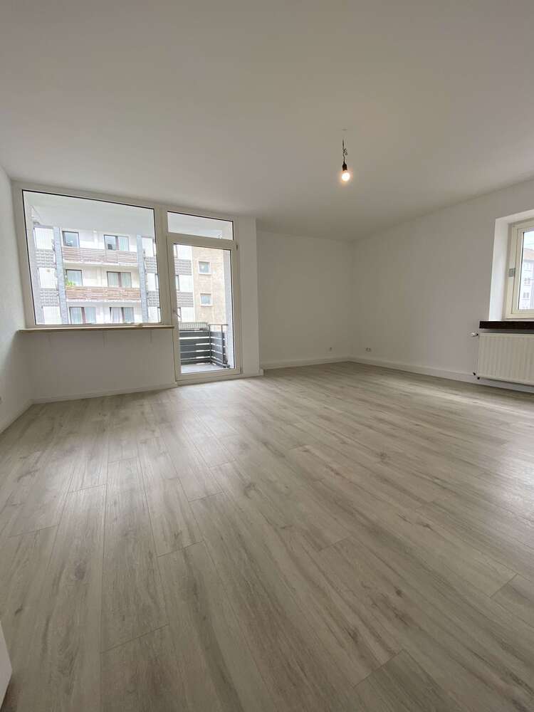 Wohnung zum Mieten in Wuppertal 899 € 90 m²