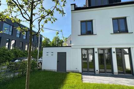 Haus zum Kaufen in Düsseldorf 2.299.000 € 174 m²
