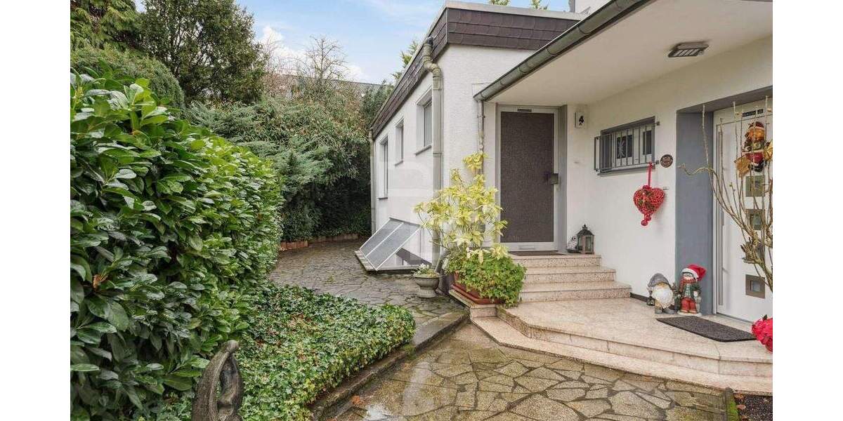 Bungalow Köln Flittard - 5 Zimmer, 104 m&sup2;, 439.000&euro; | Angebot:25155240