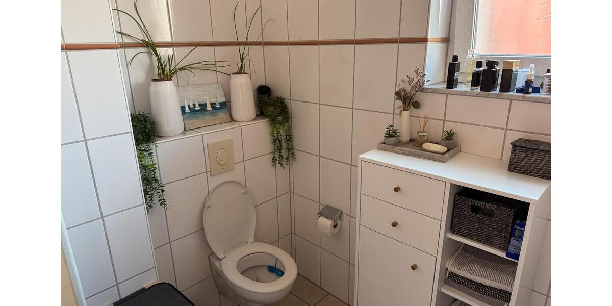 Etagenwohnung Düsseldorf Stadtbezirk 8 - 2 Zimmer, 55 m&sup2;, 1.200&euro; | Angebot:26327015