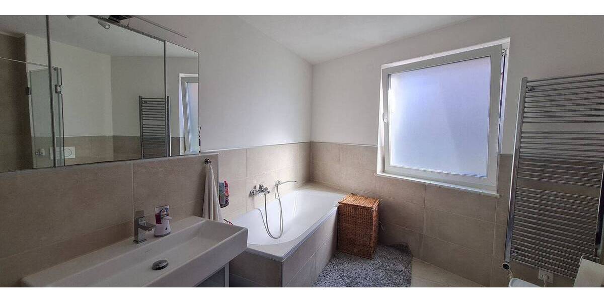 Etagenwohnung Haan - 4 Zimmer, 116 m&sup2;, 580.000&euro; | Angebot:25770379