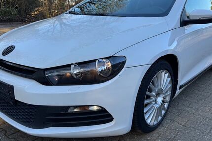 VW Scirocco 180.000 km 5.950 &euro; Mönchengladbach 41069
