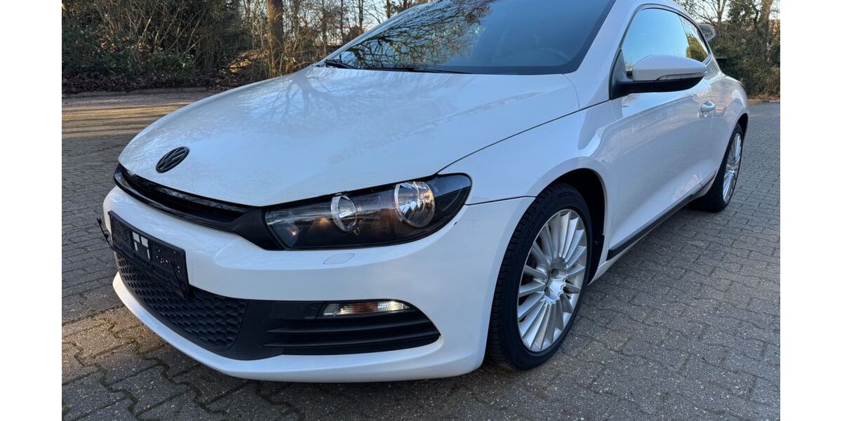 VW Scirocco 180.000 km 5.950 &euro; Mönchengladbach 41069
