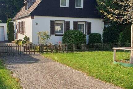 Haus Krefeld Bockum - 6 Zimmer, 100 m&sup2;, 525.000&euro; | Angebot:25711024