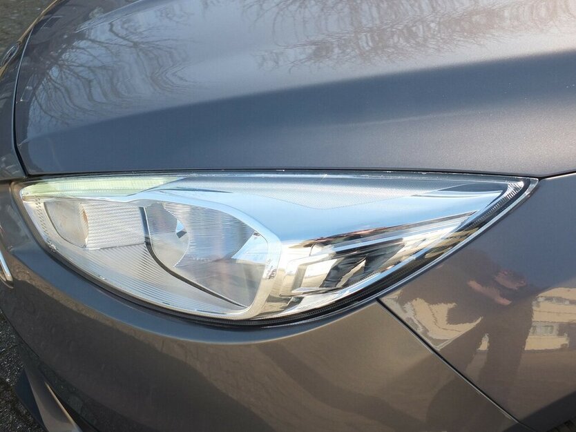 Ford Focus STUFENHECK KLIMAUTOMATIK PARKPILOT 118.919 km 7.304 € Köln 50858