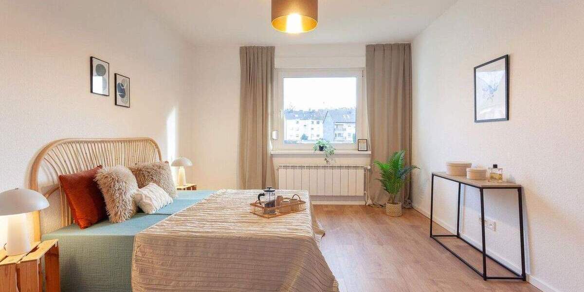 Wunderschöne, frisch renovierte 3-Zimmer-Eigentumswohnung mit Balkon 3 zimmer