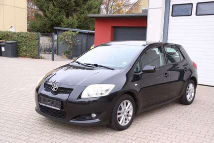 Toyota Auris 182.200 km 4.700 &euro; Velbert 42549