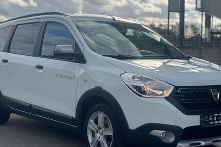 Dacia Lodgy 63.000 km 10.900 € Essen 45356