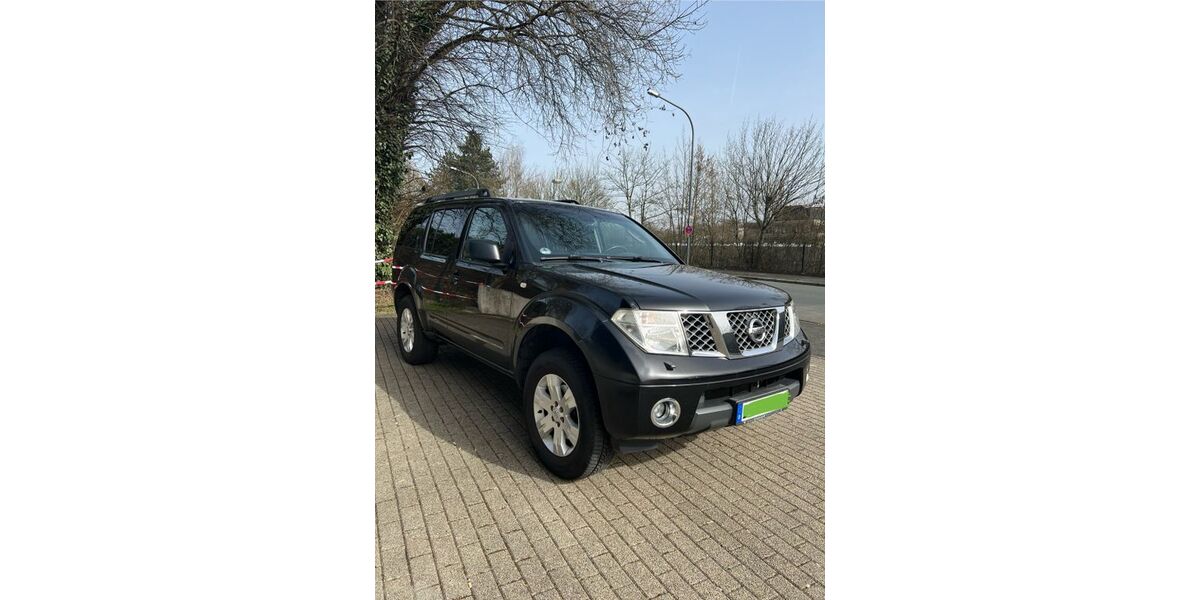 Nissan Pathfinder 292.000 km 4.799 &euro; Wuppertal 42289