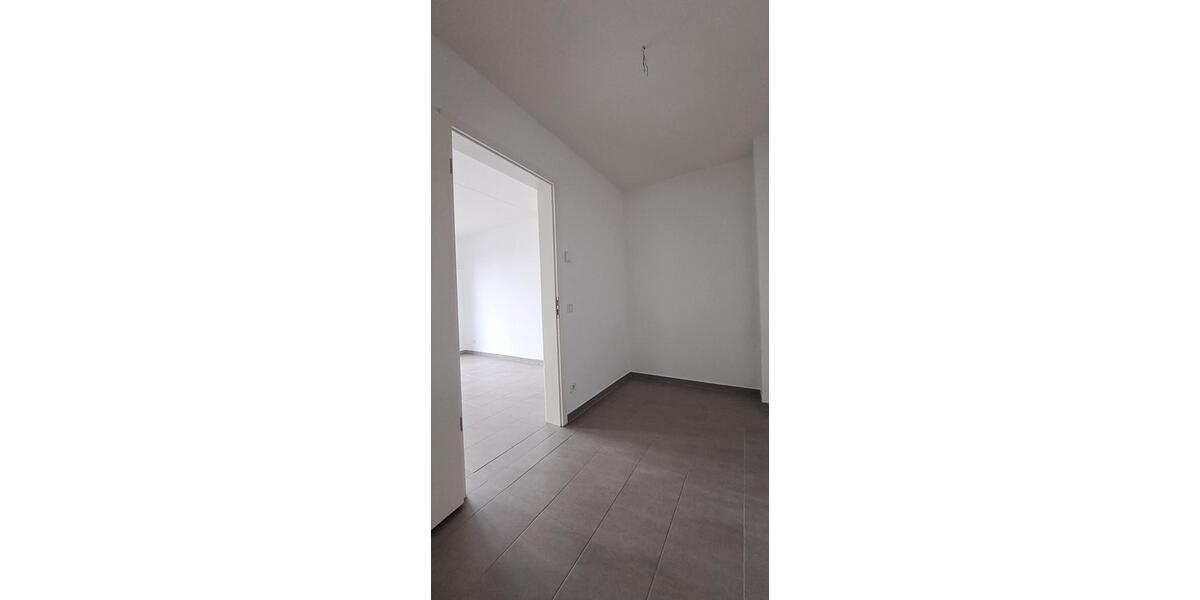 Einfamilienhaus Solingen Aufderhöhe - 2 Zimmer, 73 m&sup2;, 847&euro; | Angebot:26424045