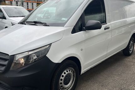 Mercedes-Benz Vito 195.800 km 8.499 &euro; Mönchengladbach 41065