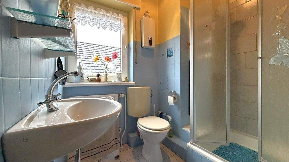 Doppelhaushälfte Oberhausen Eisenheim - 6 Zimmer, 125 m&sup2;, 329.000&euro; | Angebot:25748112