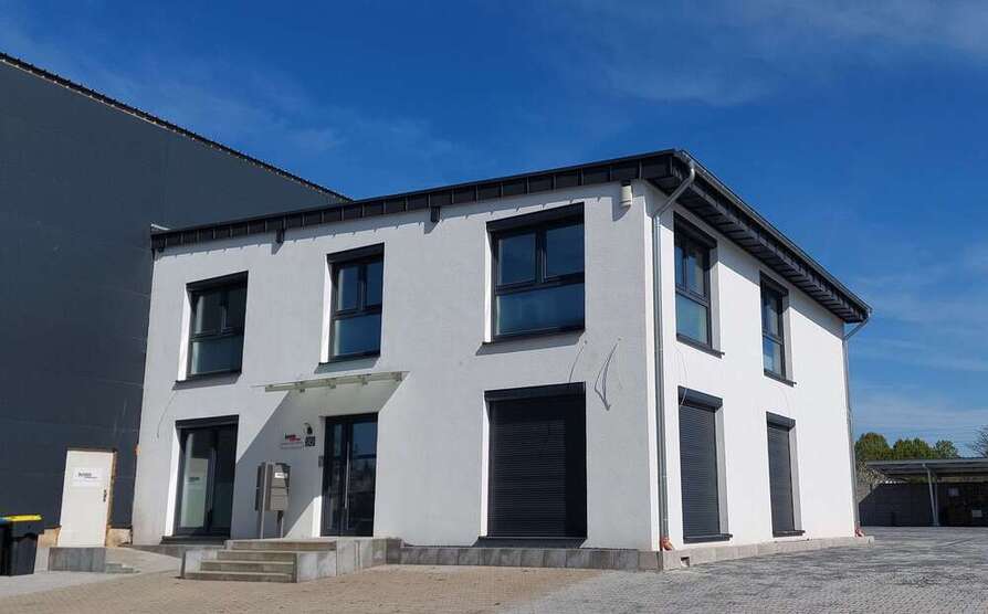 Büro in Grevenbroich 1.650 € 145 m²