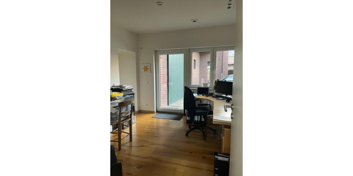Terrassenwohnung Tönisvorst - 5 Zimmer, 170 m&sup2;, 2.185&euro; | Angebot:26407229