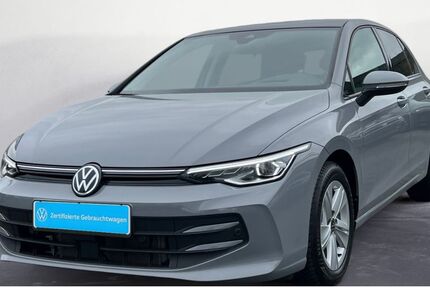 VW Golf 9.436 km 27.950 &euro; Hilden 40721