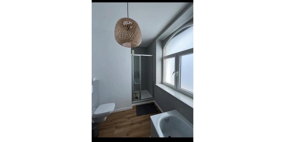 Erdgeschoßwohnung Düsseldorf Stadtbezirk 2 - 2 Zimmer, 95 m&sup2;, 1.050&euro; | Angebot:26413862