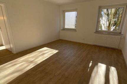 Wohnung Wuppertal Barmen - 4 Zimmer, 94 m&sup2;, 759&euro; | Angebot:25701008