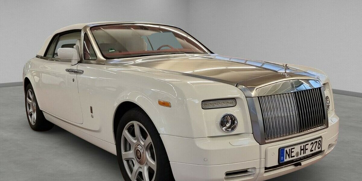 Rolls Royce Phantom Drophead Bespoke Spezial 21.800 km 195.000 &euro; HAAN 42781
