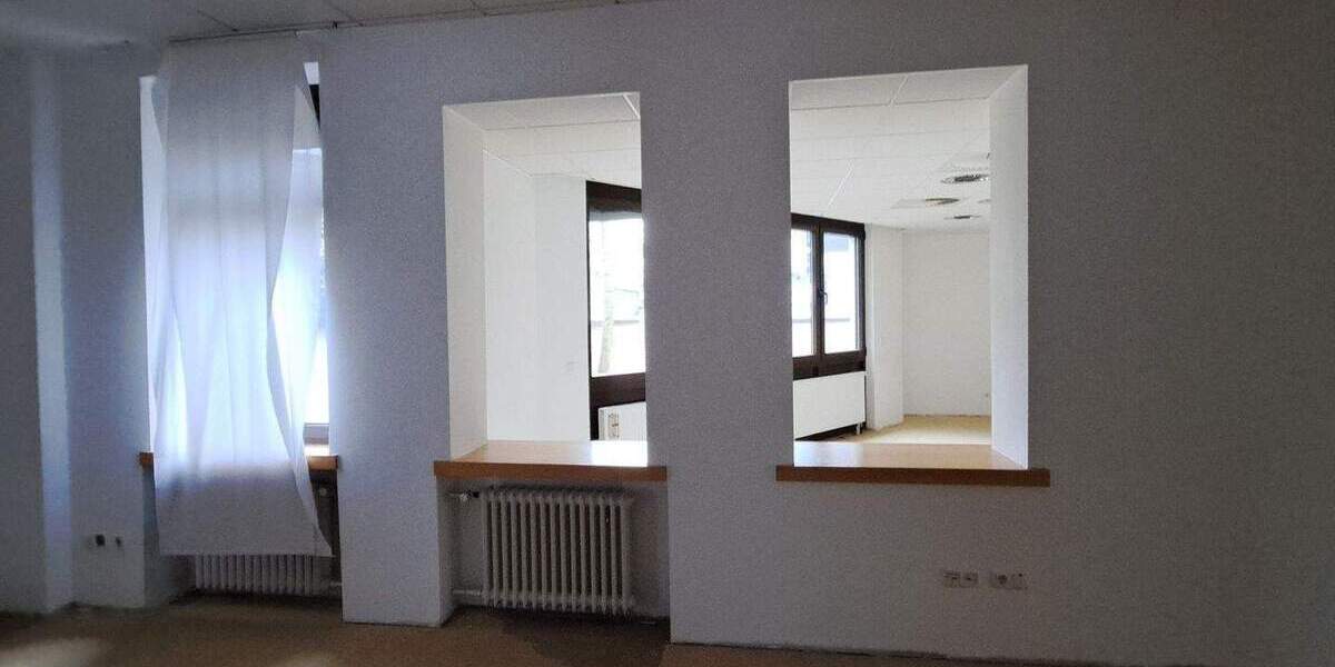 Praxis in guter Lage mit 2 Eingängen sucht solvente Mieter ! 6 zimmer