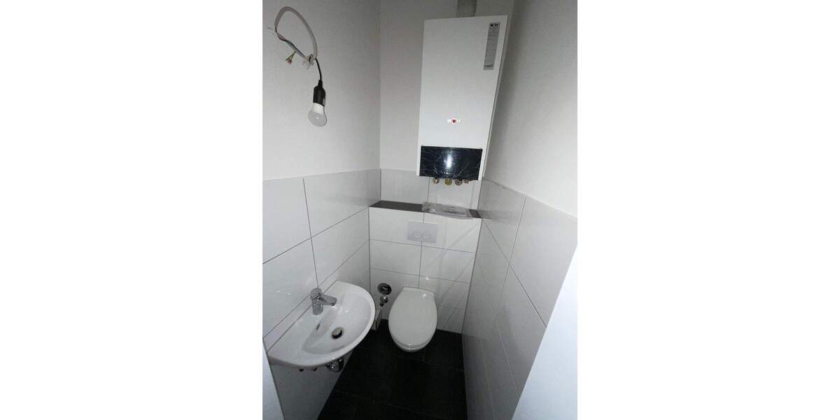 Altbau-Liebhaber aufgepasst - Wohnen mit Stil 3 zimmer