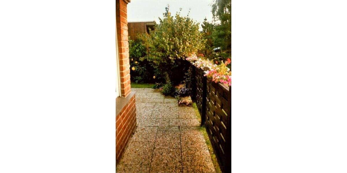 Vermietete Wohnung mit Garten und Stellplatz 2 zimmer