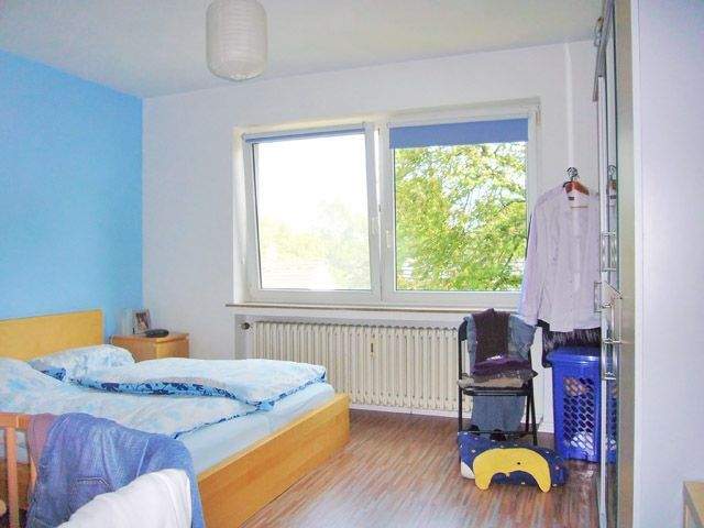 Großzügig aufgeteilte 3 Zimmer Wohnung mit Balkon und Loggia 3 zimmer