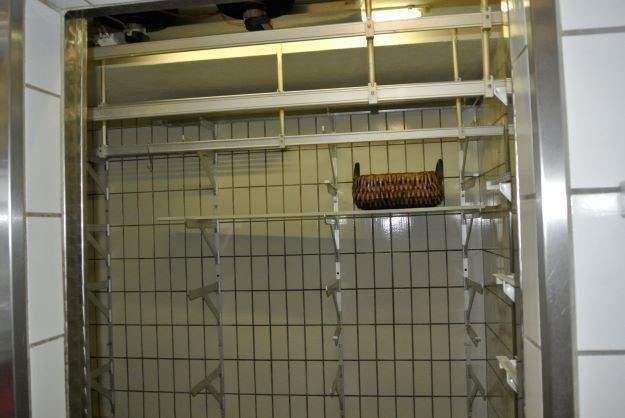 Citylage Mülheim-Mitte Wohn-und Geschäftshaus-Mehrfamilienhaus mit 11 Wohnungen und zwei Gewerbeeinheiten 2 zimmer