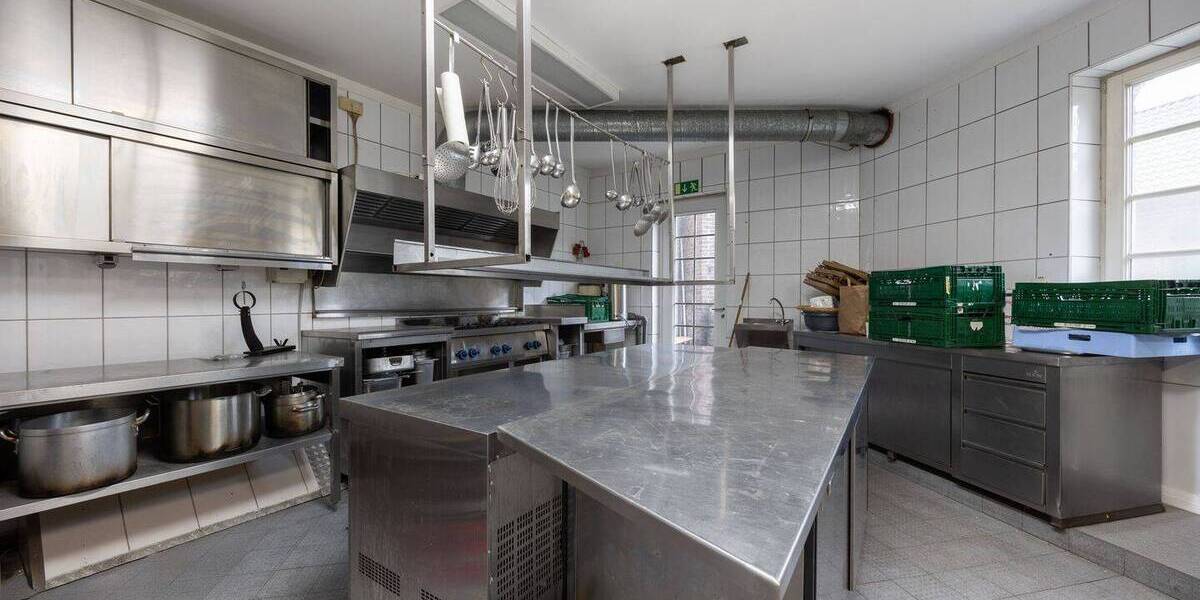 Denkmalgeschütztes Anwesen in idyllischer Lage von Duisburg-Friemersheim 8 zimmer