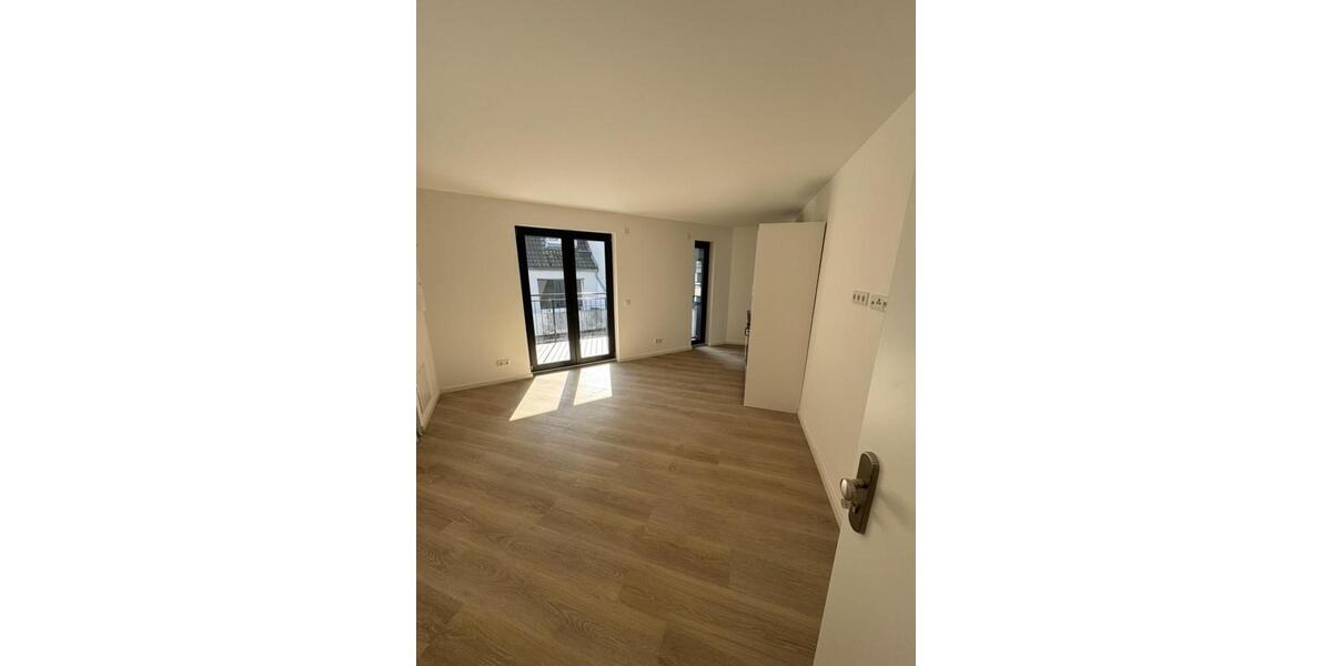 Etagenwohnung Düsseldorf Pempelfort - 2 Zimmer, 33 m&sup2;, 975&euro; | Angebot:26165448
