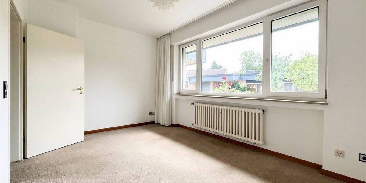 Bungalow Neuss Hoisten - 5 Zimmer, 182 m&sup2;, 639.000&euro; | Angebot:26867041