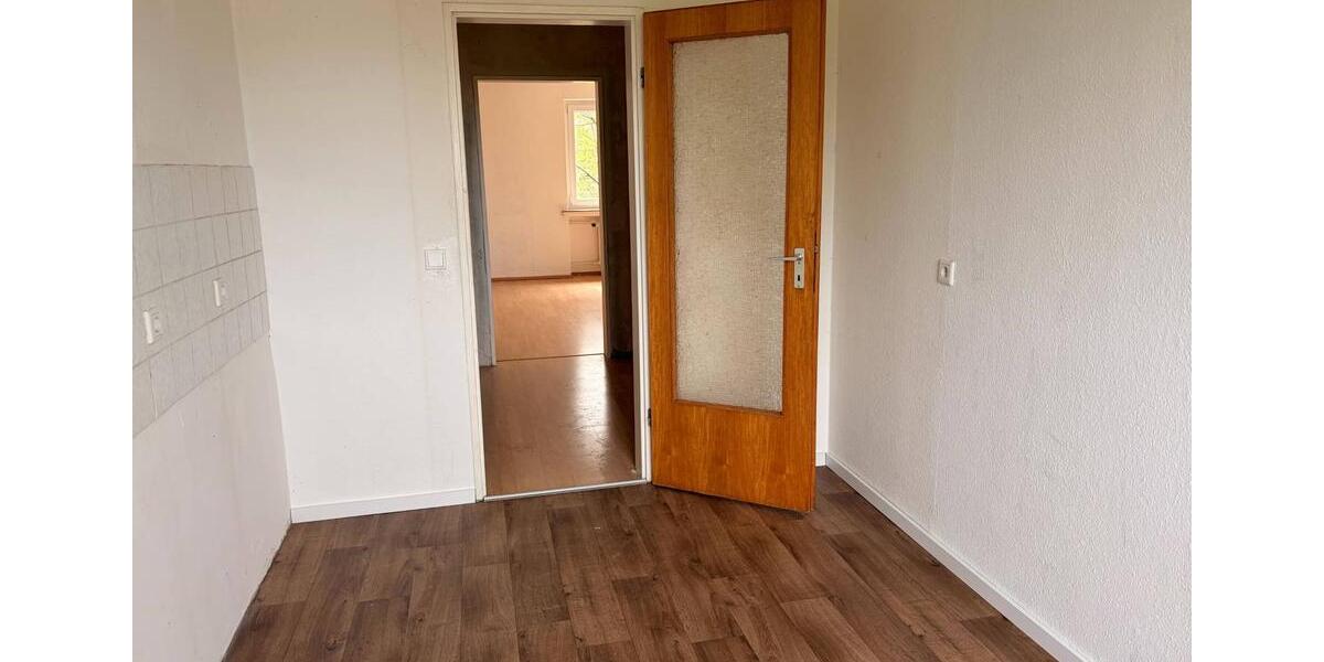 Etagenwohnung Solingen Wald - 4 Zimmer, 85 m&sup2;, 591&euro; | Angebot:26210966