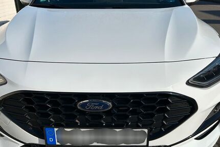 Ford Focus 7.850 km 23.200 &euro; Mönchengladbach 41069