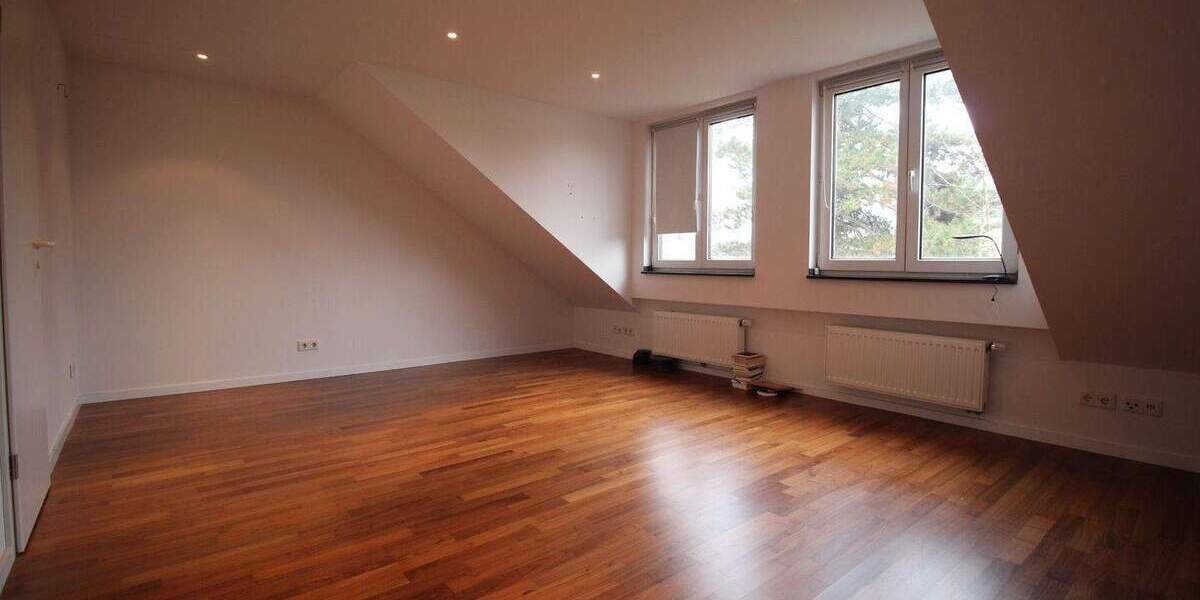 Reihenmittelhaus Düsseldorf Stockum - 4 Zimmer, 105 m&sup2;, 800.000&euro; | Angebot:25769451