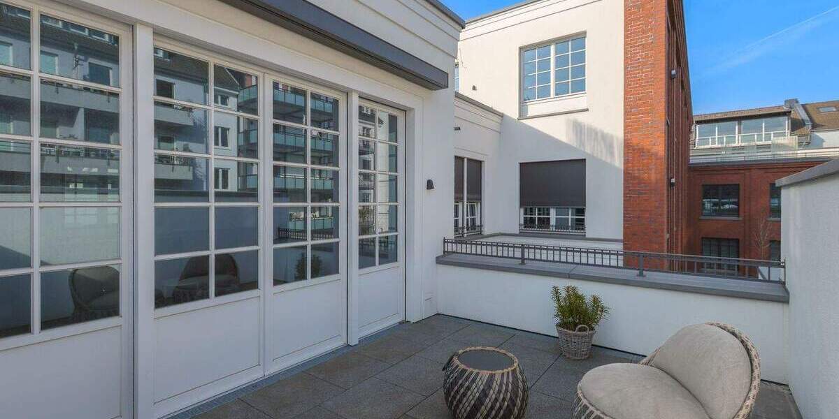 Exklusive Wohnung im ruhigen Hinterhof in bester Lage der Carlstadt 5 zimmer