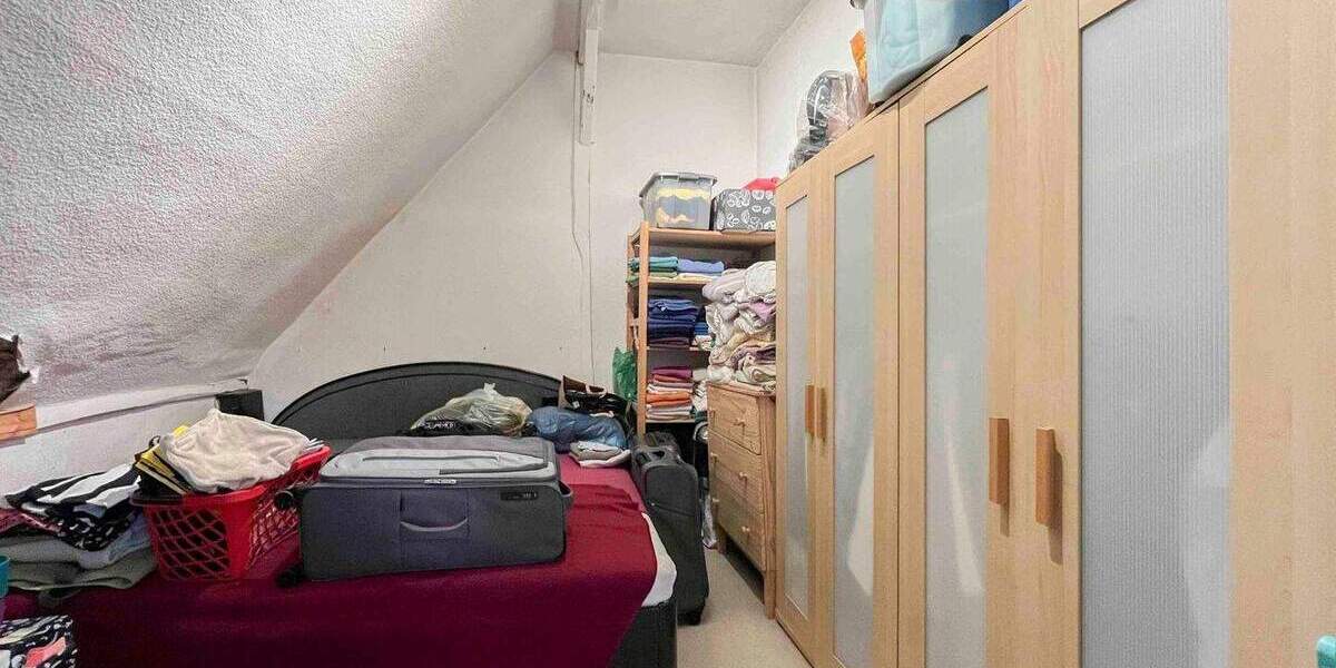 Für Macher und Kreative: Sanierungsbedürftiges Einfamilienhaus in Waldrandlage 2 zimmer