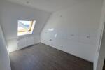 Dachgeschoßwohnung Oberhausen - 2.5 Zimmer, 54 m&sup2;, 400&euro; | Angebot:26424624