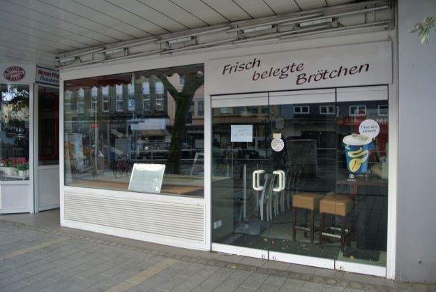 Mülheim-Mitte Einkaufspassage- Ladenlokal ehemaliger Lebensmittelbetrieb mit Untergeschossen als Lagerflächen
