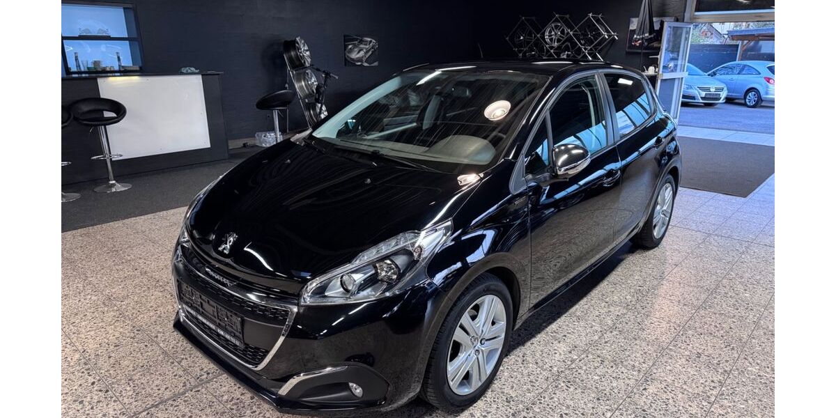 Peugeot 208 21.050 km 9.499 &euro; Oberhausen 46145