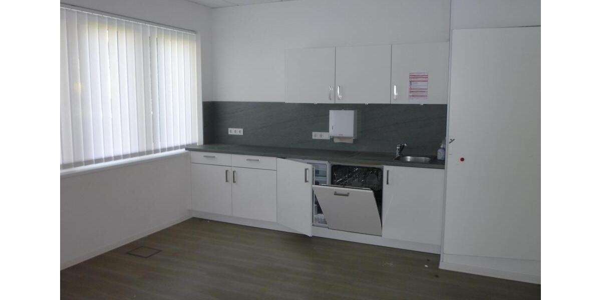 Gewerbeobjekt Mönchengladbach Süd - 2.400&euro; | Angebot:26147280