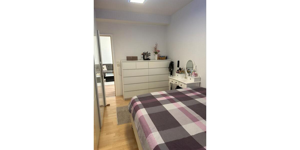 Erdgeschoßwohnung Remscheid - 4 Zimmer, 89 m&sup2;, 250.000&euro; | Angebot:24776634