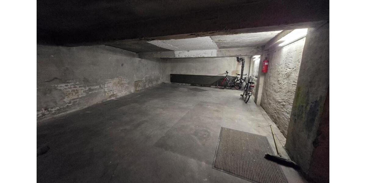 Garagen / Stellplätze Düsseldorf Oberbilk - 35&euro; | Angebot:24309890