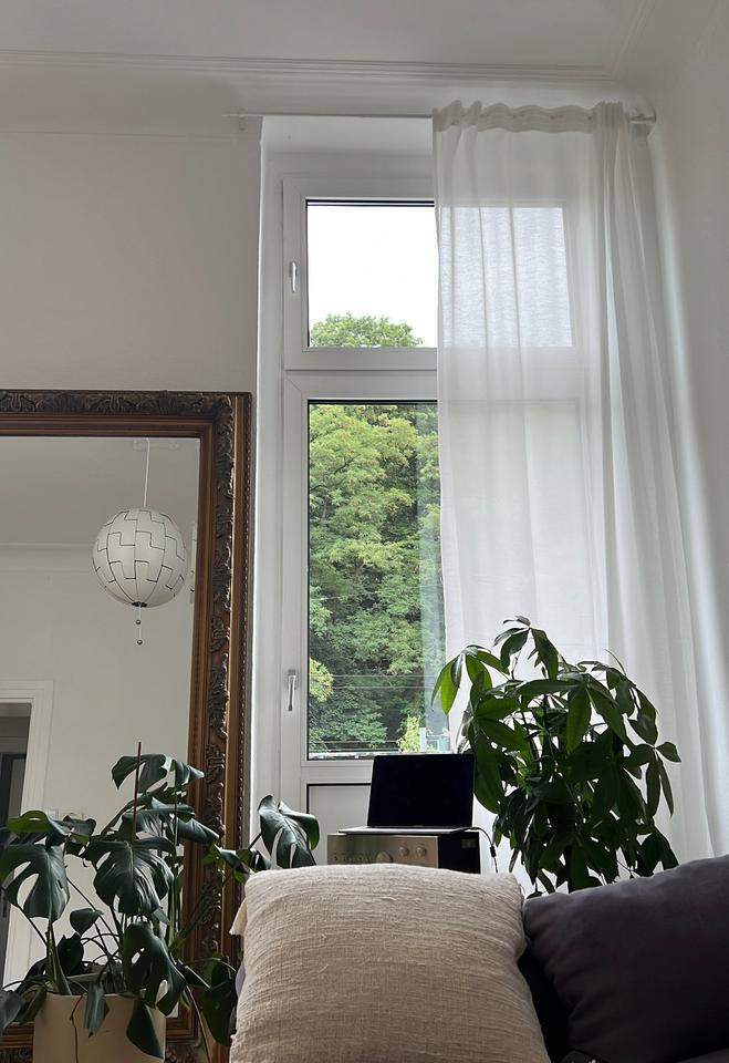 Helle 100qm Altbauwohnung mit 4 Zimmern und 3,5m Decken zimmer