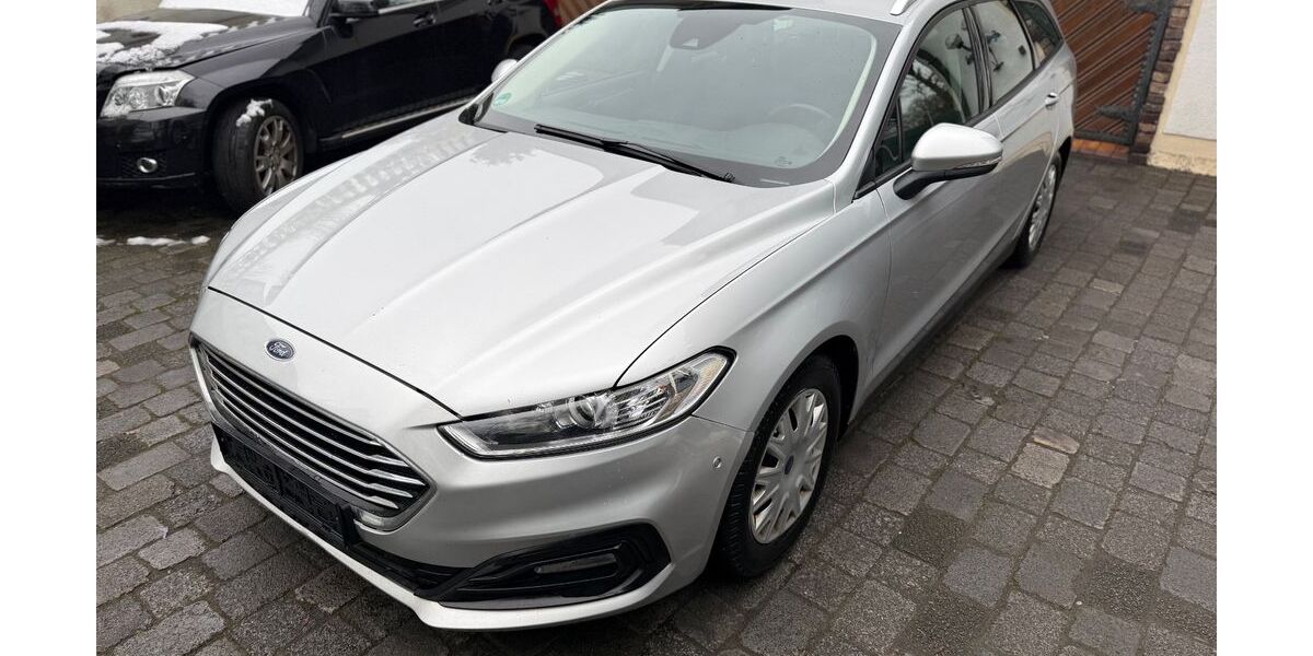 Ford Mondeo 288.221 km 7.450 &euro; Neukirchen-Vluyn 47506