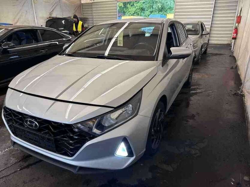 Hyundai i20 71.885 km 16.829 € Hilden 40721