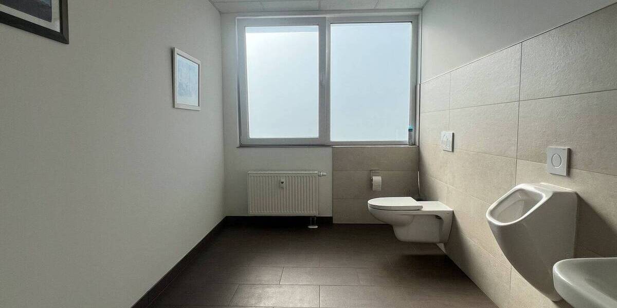 Gewerbeobjekt Mönchengladbach Waldhausen - 3.200.000&euro; | Angebot:26826935