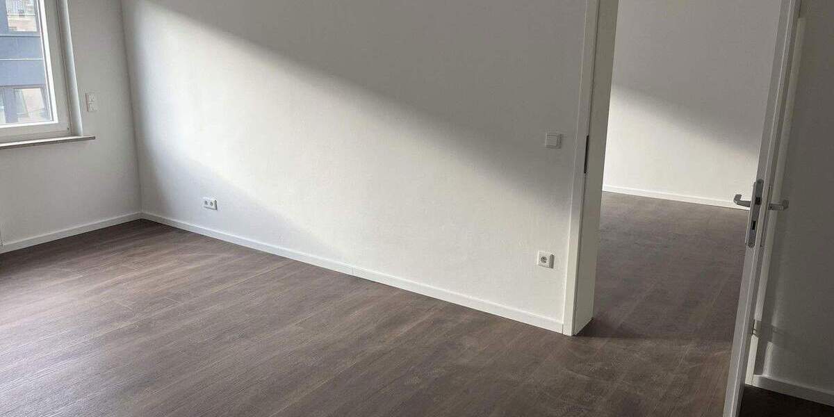 Etagenwohnung Krefeld Stadtmitte - 3 Zimmer, 91 m&sup2;, 750&euro; | Angebot:25780302